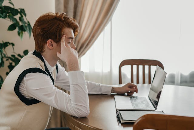 How to Develop Critical Thinking Skills